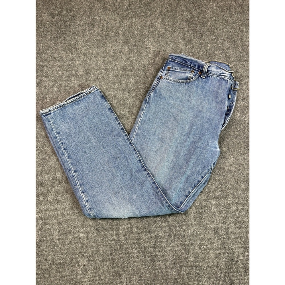 Levis 501 Jeans Mens 36x32 Button Fly Light Wash Denim